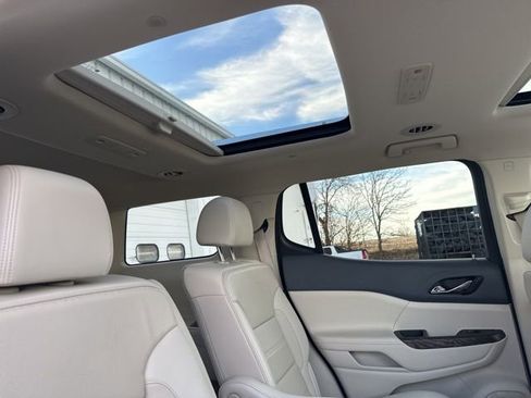 Used 2020 GMC Acadia Denali w/ Technology Package image 50