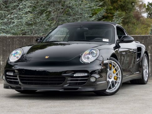 Used 2011 Porsche 911 Turbo S AWD/4WD image 35