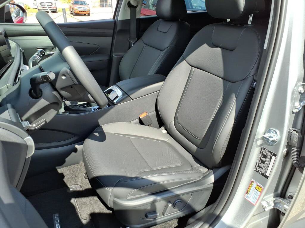 New 2026 Hyundai Tucson SEL Plus w/ Tow & Go Package AWD/4WD image 6