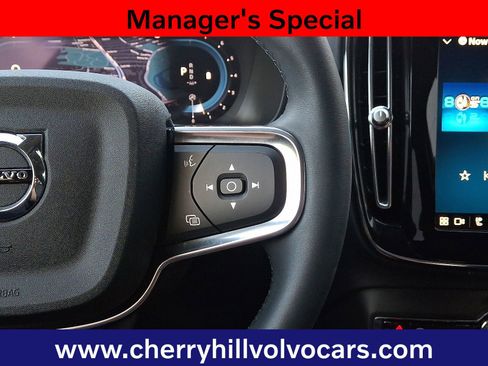 Certified 2024 Volvo XC40 B5 Core image 21