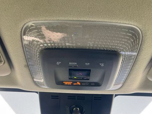 Used 2025 Toyota Prius LE FWD image 21