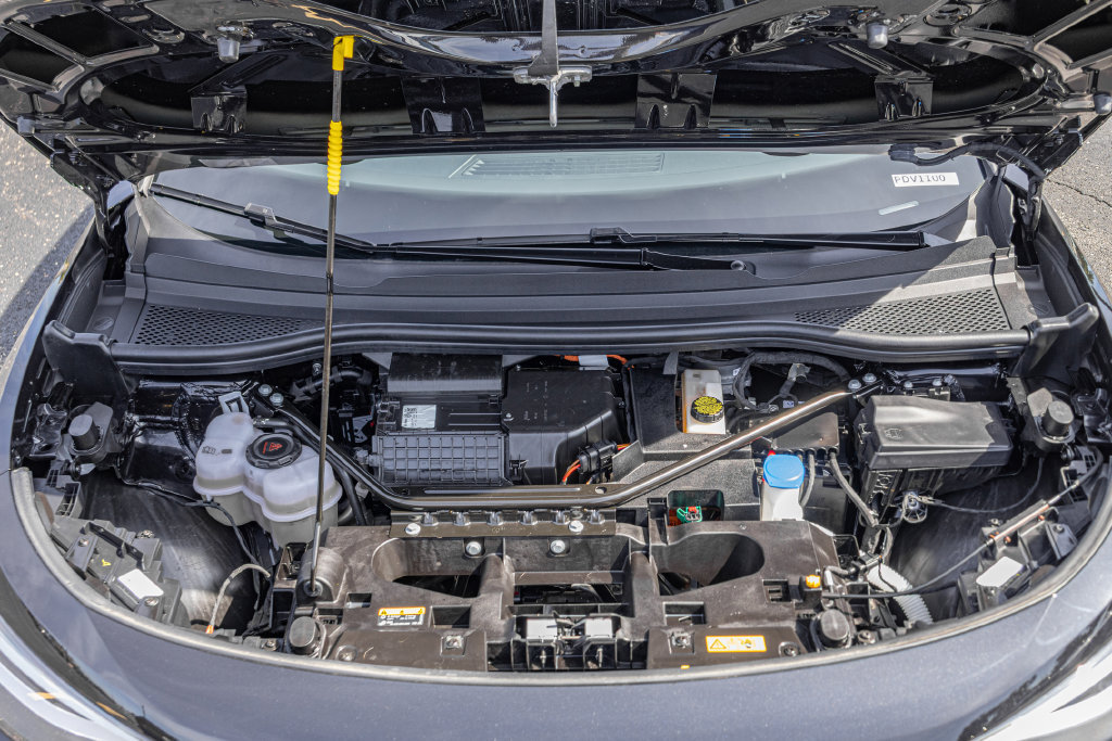 Certified 2024 Volkswagen ID.4 2WD image 36