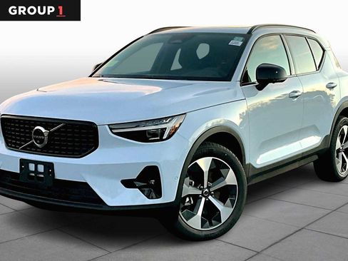 New 2026 Volvo XC40 B5 Plus w/ Protection Package Premier image 1