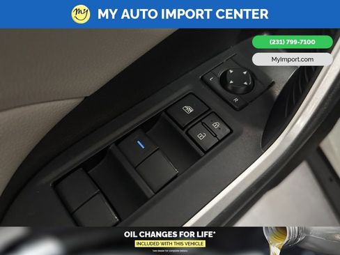 Used 2020 Toyota RAV4 XLE image 11