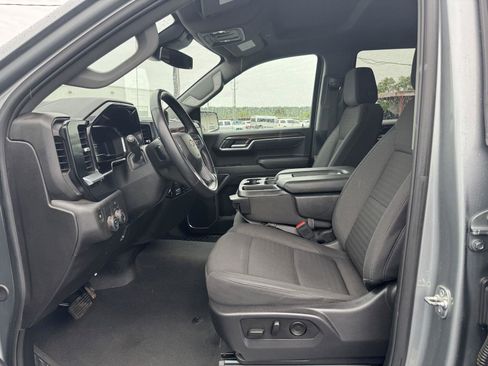 Used 2025 Chevrolet Silverado 1500 LT RWD image 23