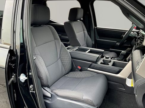 New 2026 Toyota Tundra SR5 AWD/4WD image 18