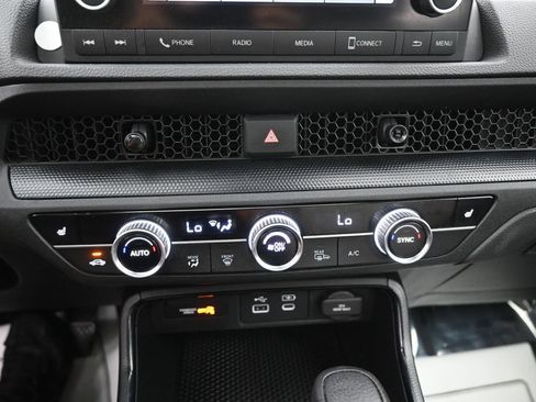 Used 2023 Honda CR-V EX image 19