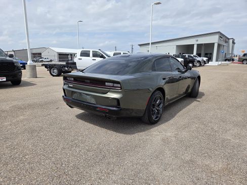 New 2026 Dodge Charger R/T AWD/4WD image 7