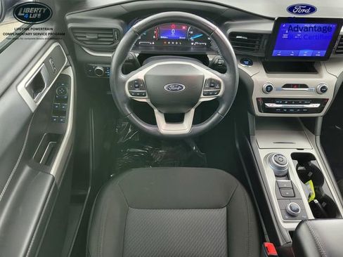Certified 2023 Ford Explorer XLT image 26
