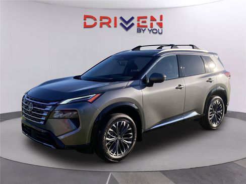 New 2026 Nissan Rogue Platinum w/ Platinum Premium Package AWD/4WD image 9