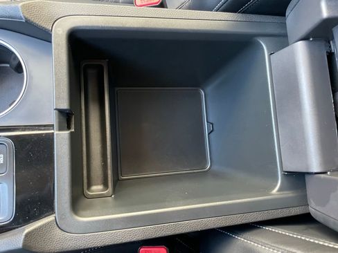 Used 2023 Honda Pilot Touring image 21