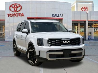 Used 2024 Kia Telluride S w/ S Sunroof Package