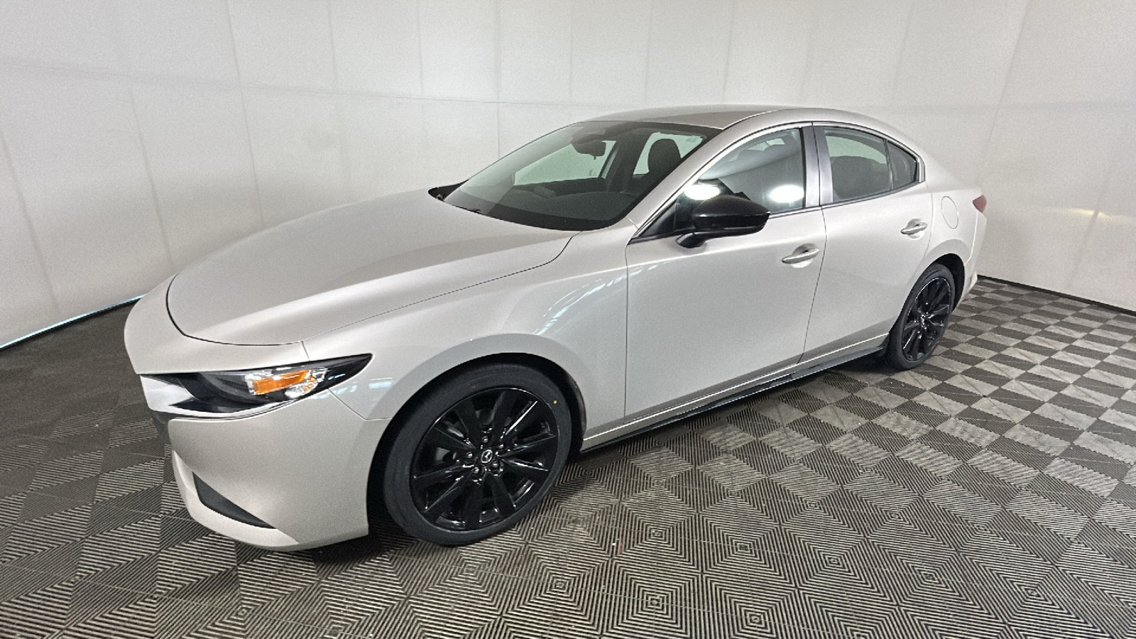 Used 2024 MAZDA MAZDA3 s FWD image 7