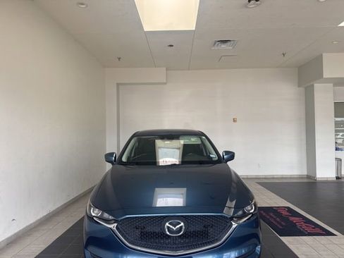 Used 2018 MAZDA CX-5 Sport FWD image 2