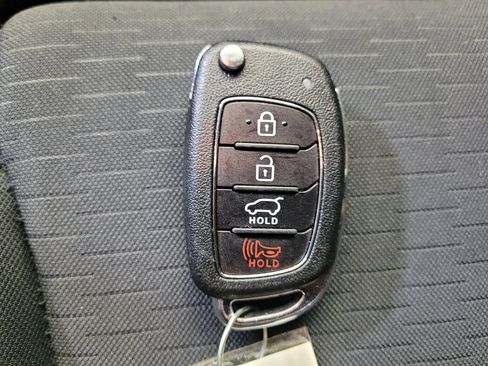 Used 2019 Hyundai Tucson SE AWD/4WD image 32