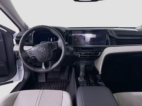 Certified 2025 Toyota Camry XLE w/ Premium Plus Package FWD image 15