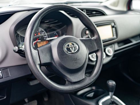 Used 2015 Toyota Yaris L FWD image 12