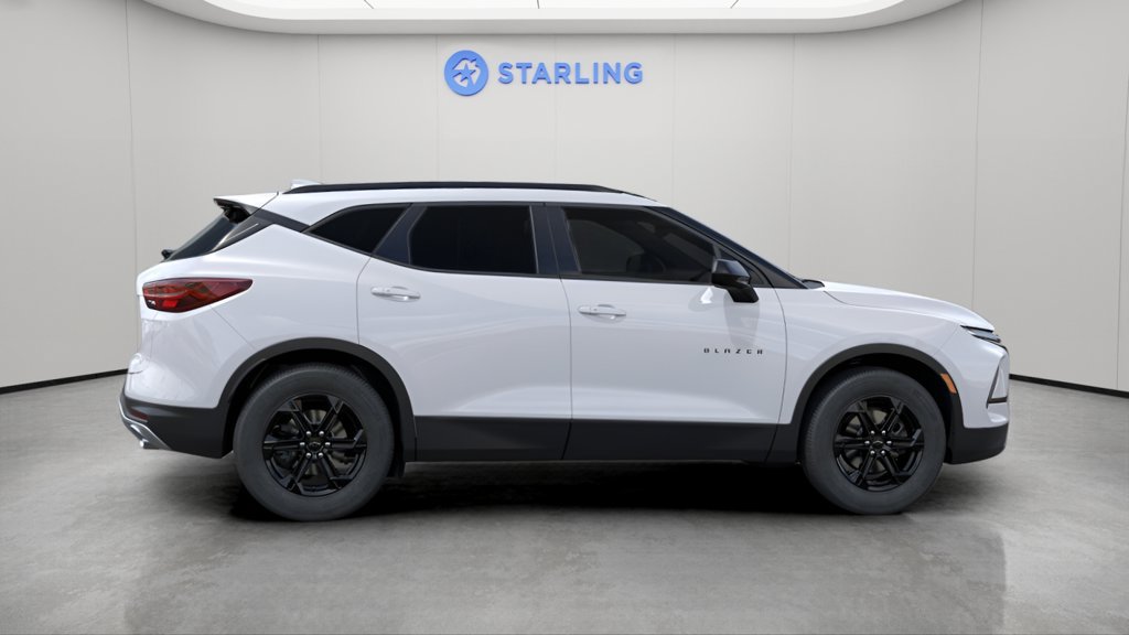 New 2026 Chevrolet Blazer LT w/ Convenience Package FWD image 4