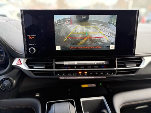 New 2026 Toyota Sienna Limited image 25