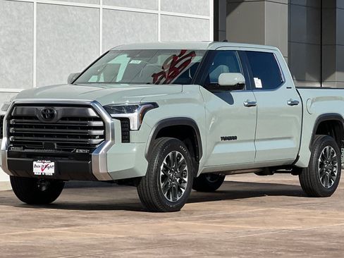 New 2025 Toyota Tundra Limited image 8