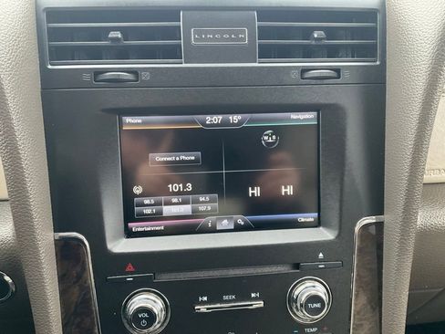 Used 2015 Lincoln Navigator 4WD image 14