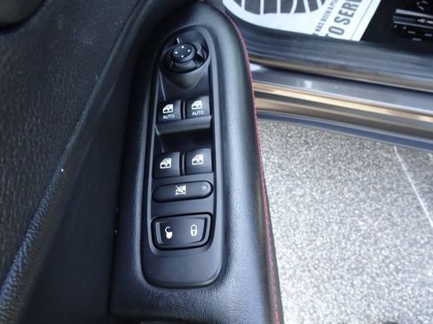Used 2019 Jeep Compass Trailhawk w/ Leather Interior Group AWD/4WD image 13