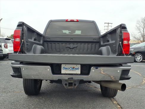 Used 2016 Chevrolet Silverado 2500 LTZ w/ LTZ Plus Package image 8