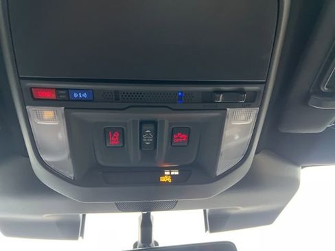 New 2025 Subaru Forester Wilderness image 17