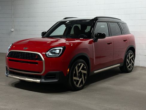 Used 2025 MINI Cooper Countryman S w/ Comfort Package Max AWD/4WD image 1