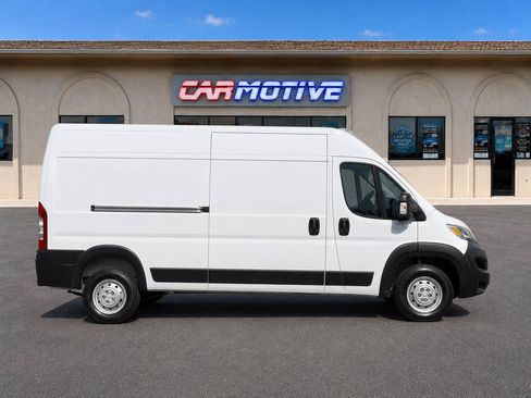 Used 2023 RAM ProMaster 2500 FWD image 6