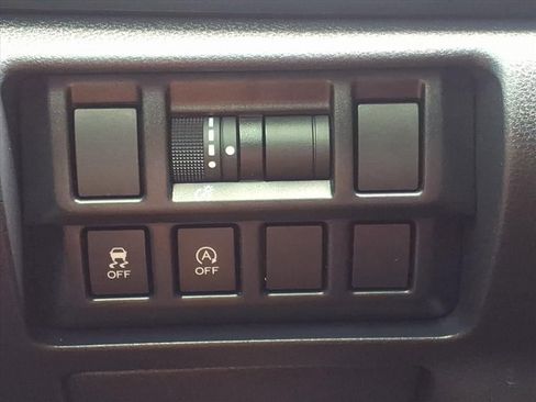 Used 2022 Subaru Crosstrek 2.5i Sport w/ Popular Package #3 image 21