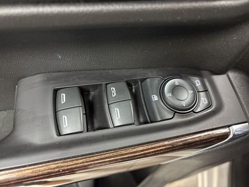 Used 2021 GMC Sierra 1500 Elevation RWD image 14