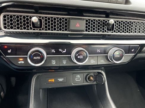 Certified 2024 Honda Civic EX-L image 17