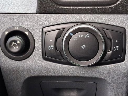 Used 2017 Ford Transit 350 XL image 20