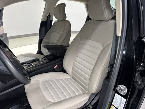 Used 2018 Ford Fusion S FWD image 11