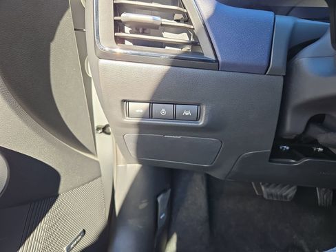 New 2026 Nissan Sentra SL w/ Floor Mat Package image 19