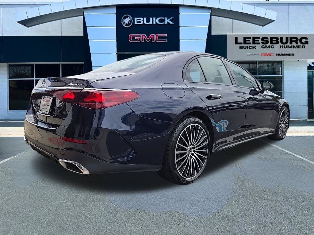 Used 2025 Mercedes-Benz E 350 4MATIC Sedan image 7