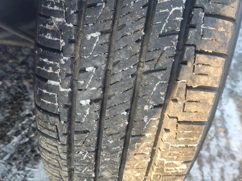 Used 2018 Dodge Grand Caravan SE w/ UConnect Hands-Free Group image 39