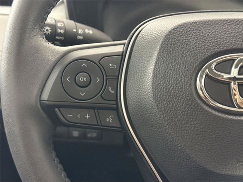 Certified 2025 Toyota RAV4 Limited FWD image 18