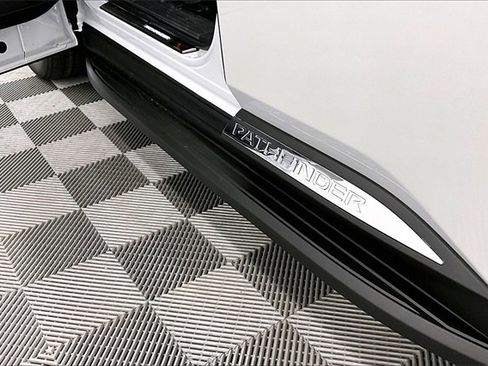 New 2025 Nissan Pathfinder Platinum image 29