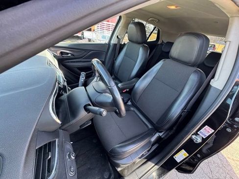 Used 2019 Buick Encore Preferred AWD/4WD image 9