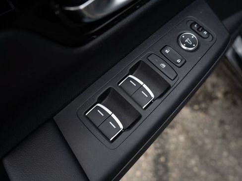 Used 2026 Honda CR-V Sport Touring image 16
