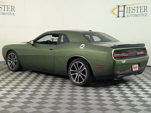 Used 2023 Dodge Challenger R/T RWD image 3
