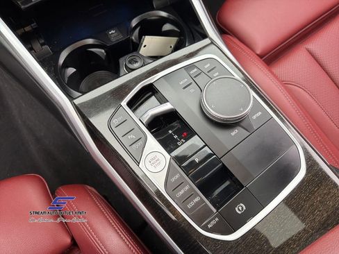 Used 2023 BMW 330i xDrive 330i xDrive w/ Premium Package image 34