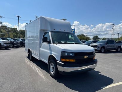 New 2025 Chevrolet Express 3500 w/ Power Convenience Package