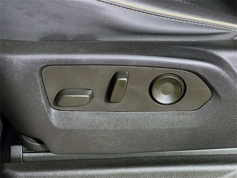 Used 2022 Chevrolet Tahoe Premier image 11