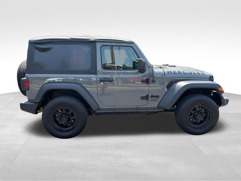 Used 2021 Jeep Wrangler Sport AWD/4WD image 8