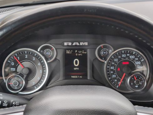 Used 2020 RAM 1500 Big Horn AWD/4WD image 18