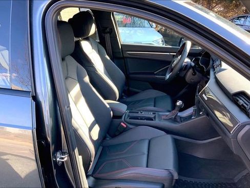 Used 2025 Audi Q3 2.0T Premium Plus w/ Premium Plus Package image 8