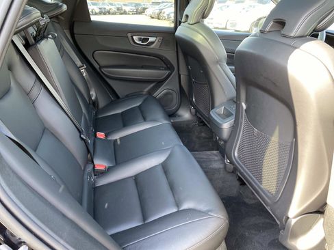 Used 2023 Volvo XC60 B5 Core AWD/4WD image 22